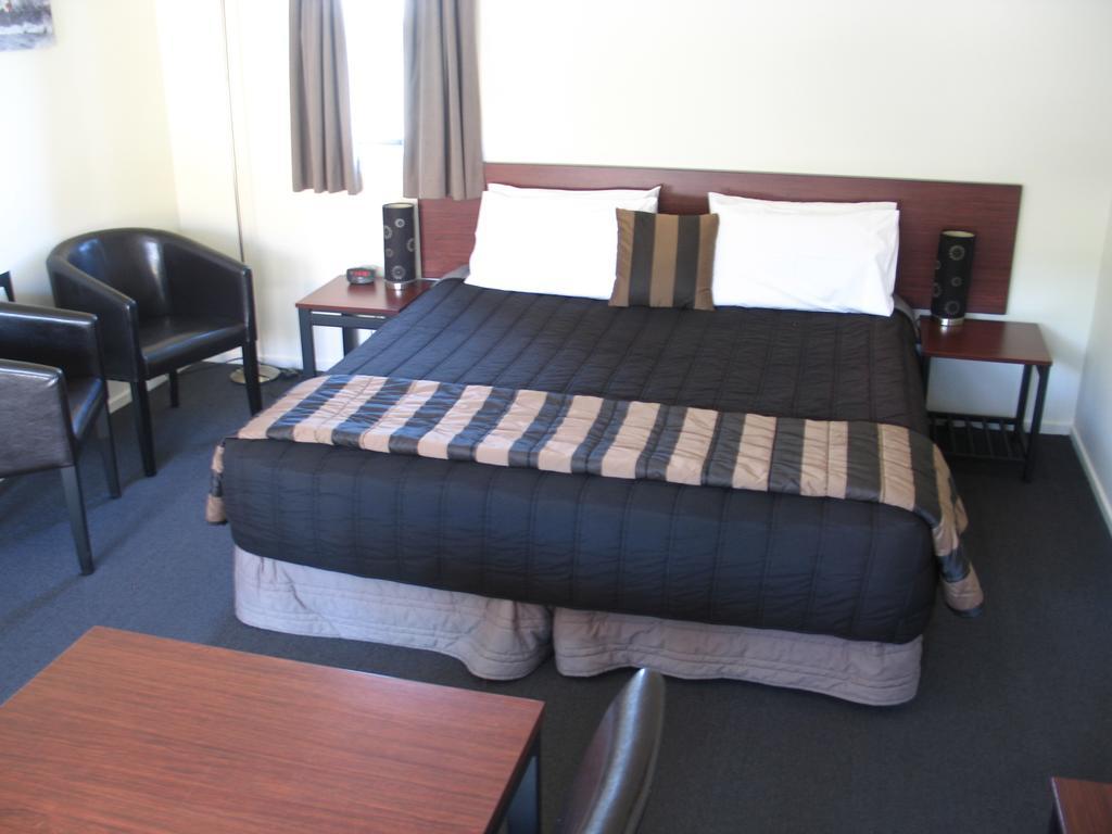 Sherborne Motor Lodge Christchurch Dış mekan fotoğraf