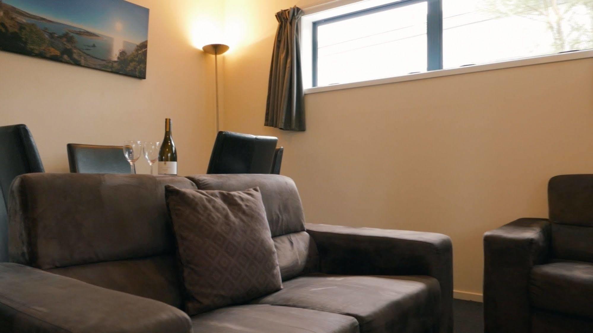 Sherborne Motor Lodge Christchurch Dış mekan fotoğraf