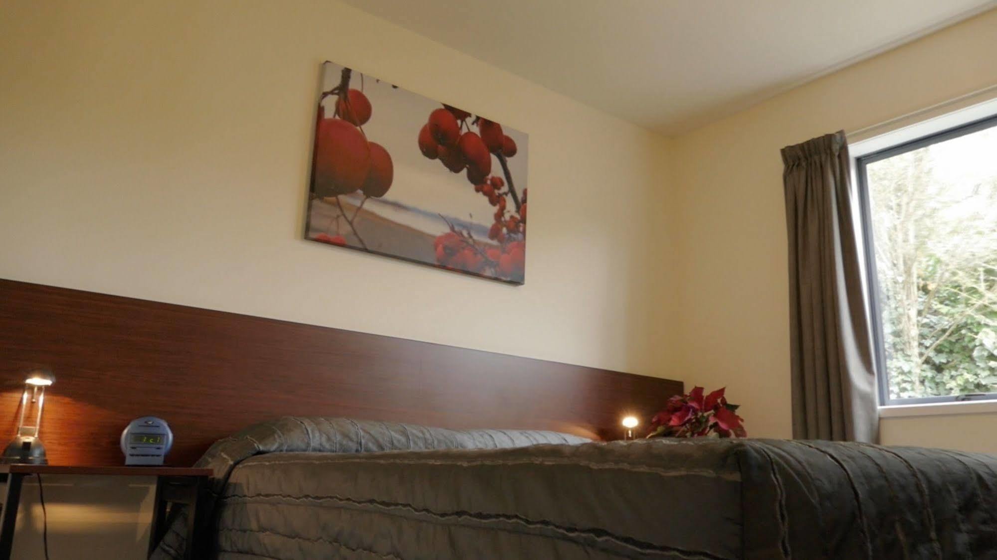Sherborne Motor Lodge Christchurch Dış mekan fotoğraf